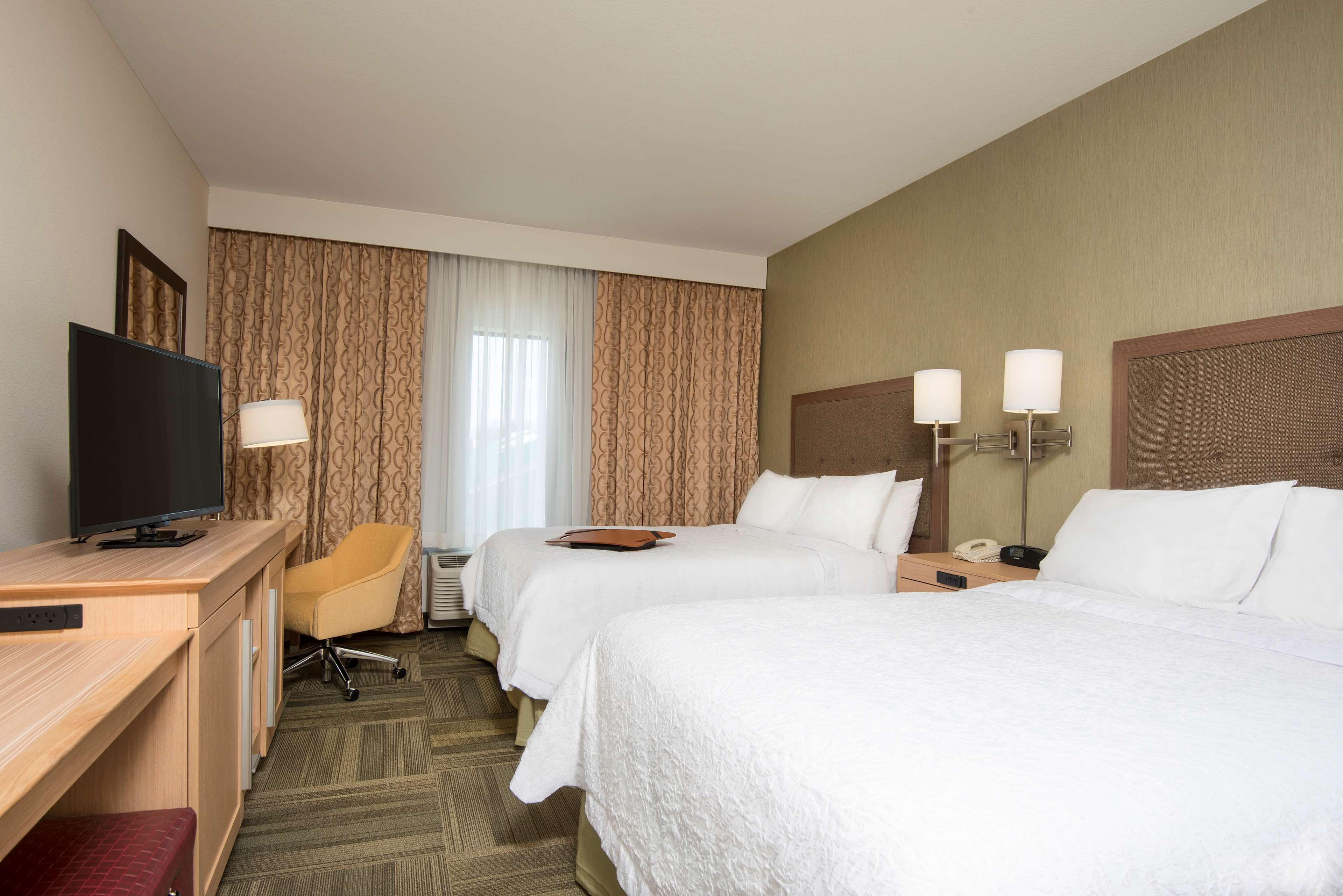 Hampton Inn Kalamazoo Eksteriør billede
