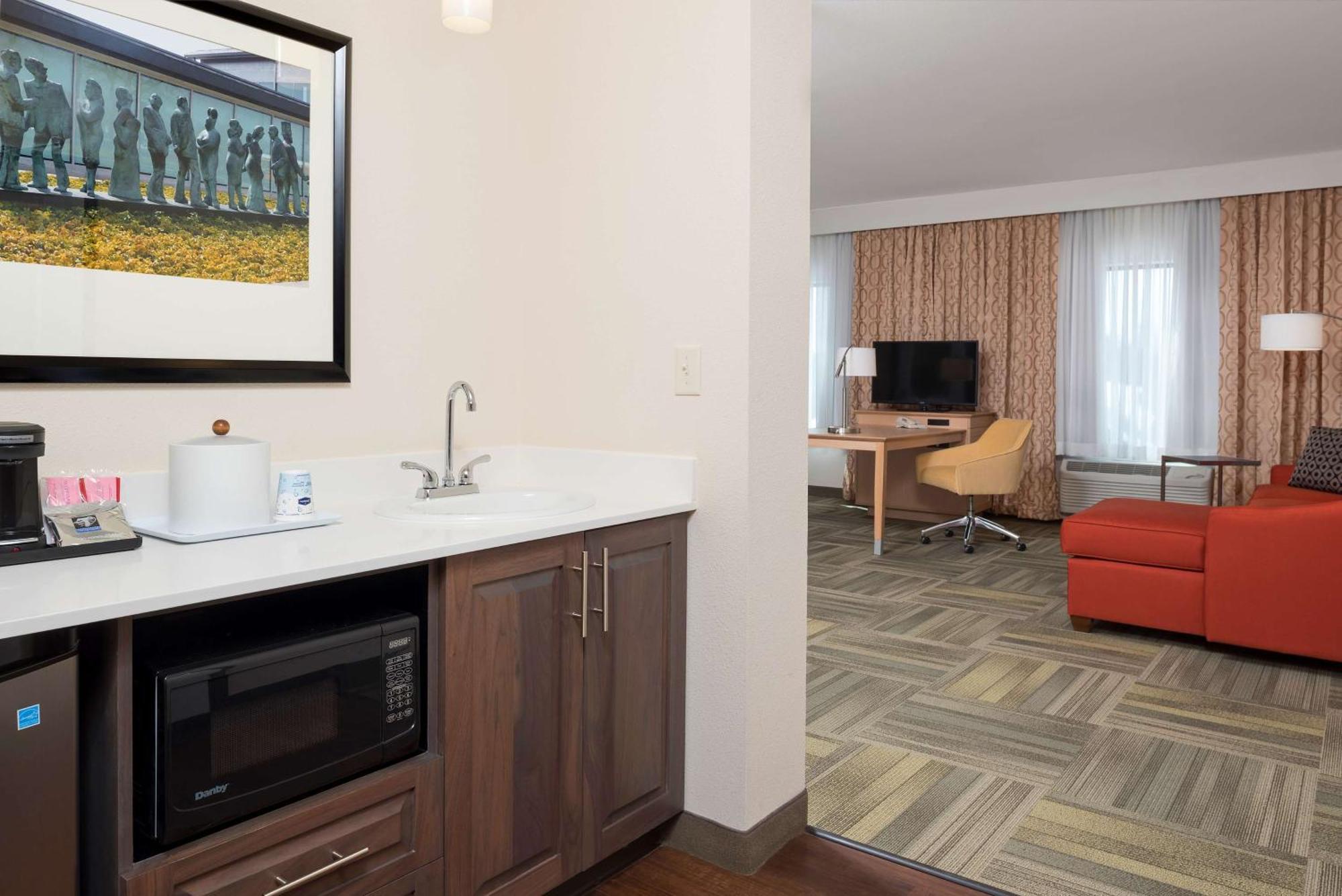 Hampton Inn Kalamazoo Eksteriør billede